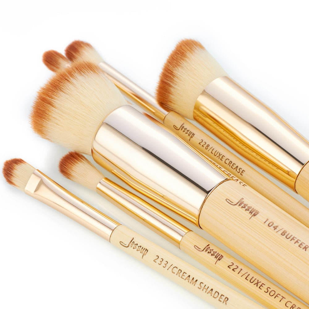 25 Piece Bamboo Brush Set